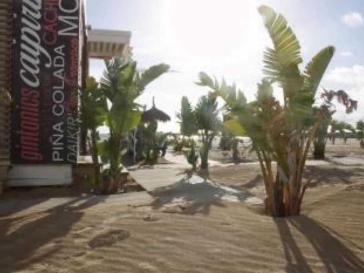 Primera línea de playa terraza y vista al mar El Puerto de Santa Maria Exterior foto